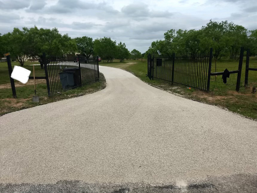 Gravel Driveway in CA